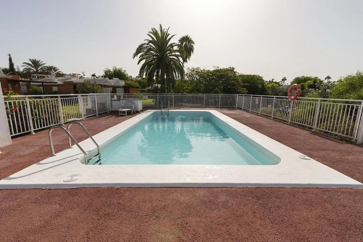 Los Melocotones Maspalomas private access garden pool 0*, Maspalomas (Gran Canaria)