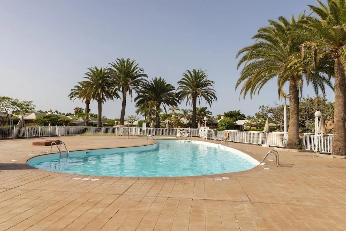 Los Melocotones Maspalomas private access garden pool